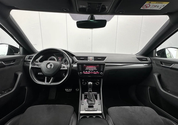 Skoda Superb cena 82900 przebieg: 195390, rok produkcji 2018 z Krosno małe 781